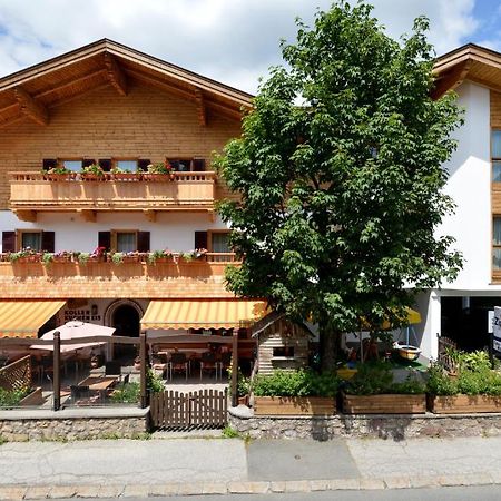 Café Pension Koller Brixen im Thale Eksteriør billede