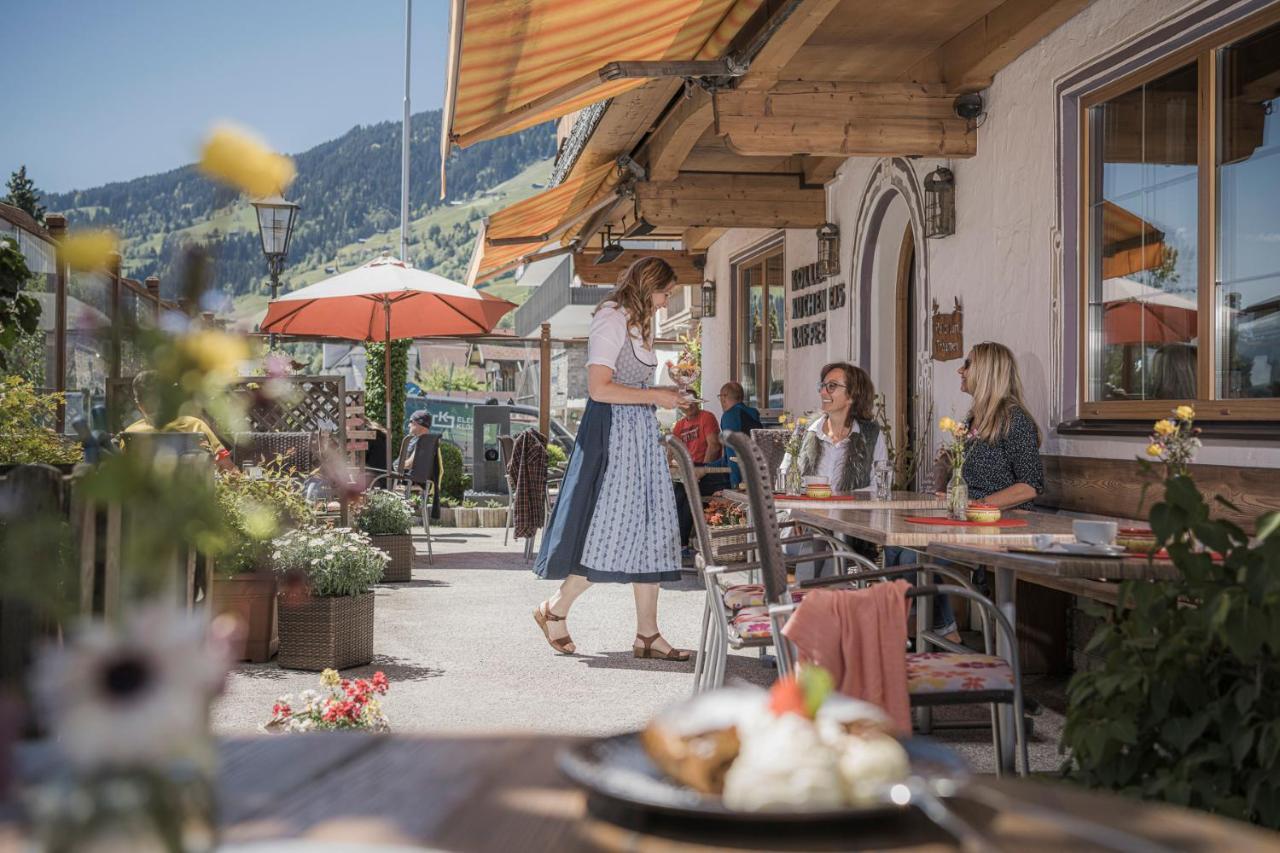 Café Pension Koller Brixen im Thale Eksteriør billede