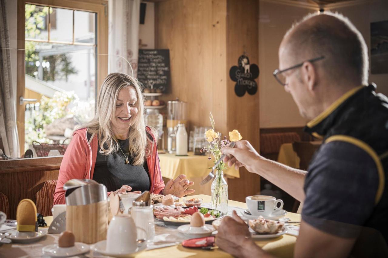 Café Pension Koller Brixen im Thale Eksteriør billede